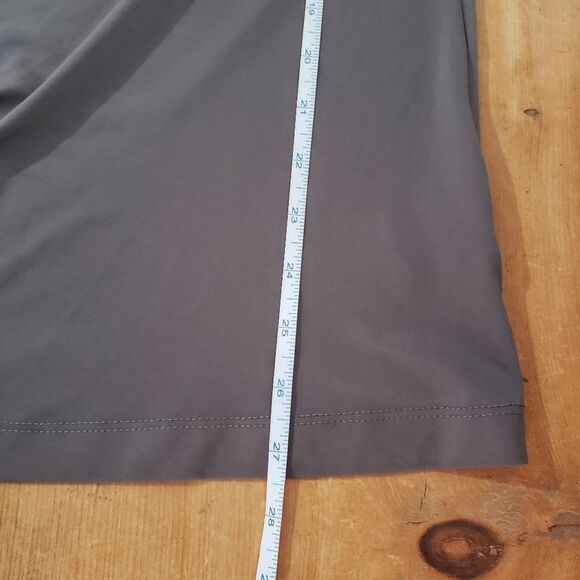 🦋3/$25 Liz Claiborne Small Gray Ruched 3/4 Sleeve Tunic Top With Sequence - Picture 7 of 8